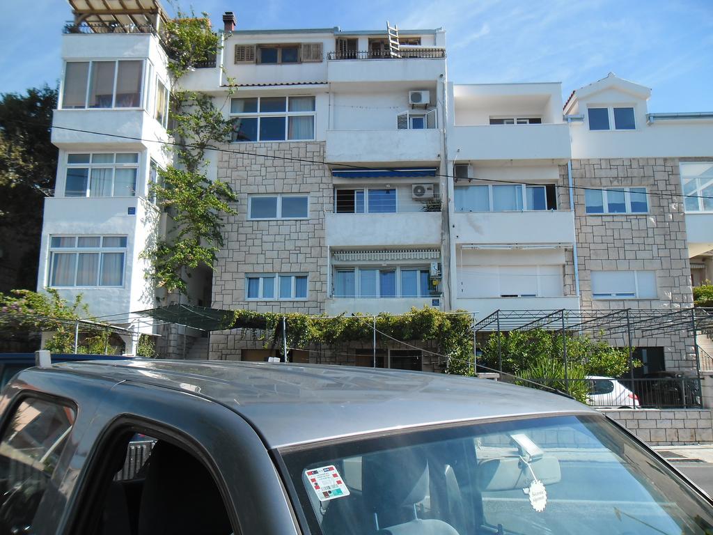 Mateo Apartment Dugi Rat Exterior foto